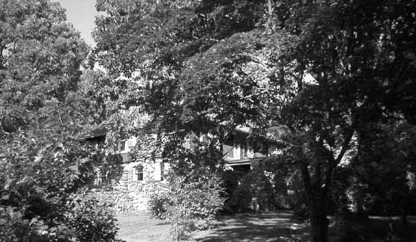 36 Tahattawan Rd