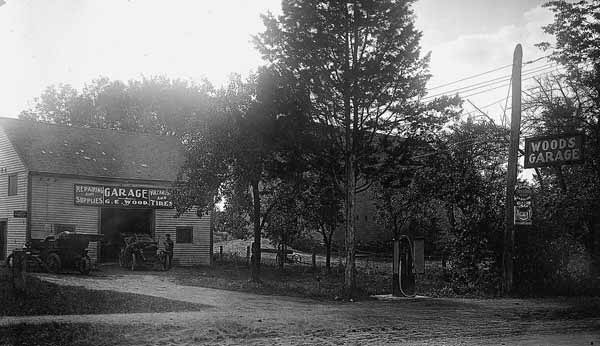 Woods' Garage