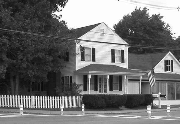Great and Meetinghouse Rds